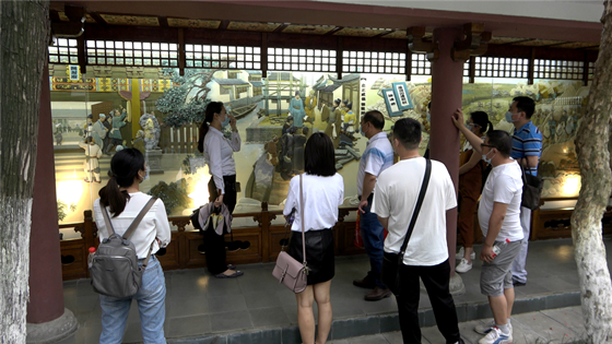 浩悅環(huán)境公司黨總支組織開(kāi)展“強(qiáng)黨性、樹(shù)黨風(fēng)、守黨紀(jì)”主題黨日活動(dòng)